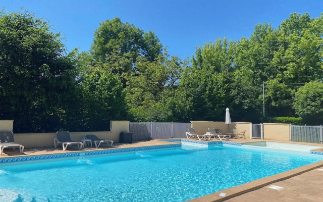 Logis Hôtel Domaine les Falaises