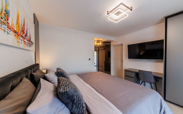 Modern Luxury Apartment Ivana, With two Patios