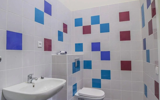 Mosaic Center Apartments