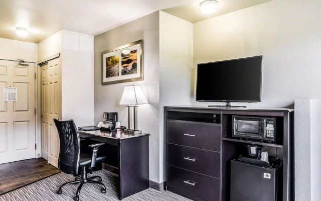 Quality Inn & Suites Westminster - Broomfield