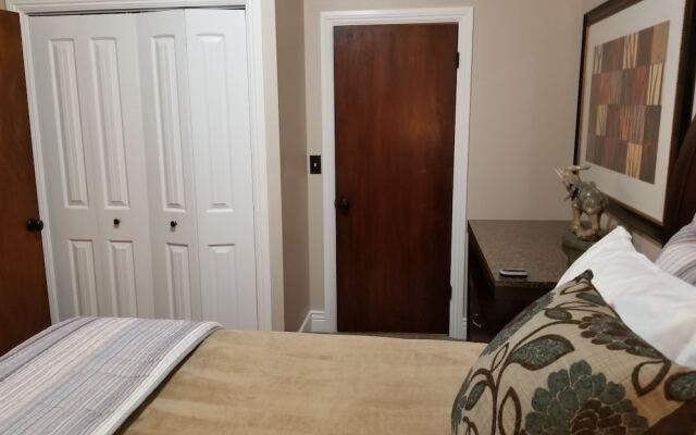 Silver Horseshoe Inn