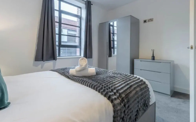 Modern 1-bed in Birmingham's Jewellery Quarter