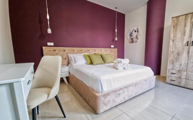 Epipleon Luxury Suites -108- Διαμέρισμα 85τμ δίπλα στη θάλασσα