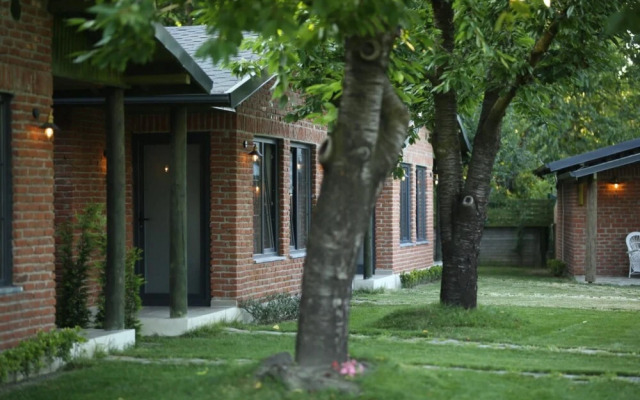 Peaceful Bungalow Surrounded by Nature in Sapanca