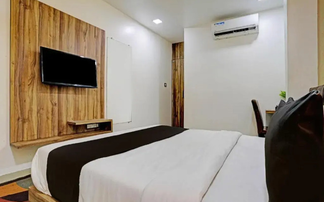 OYO 10006 Hotel Blue Bay
