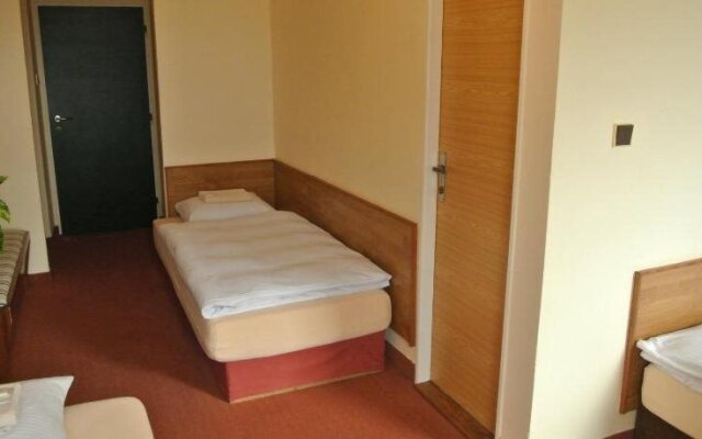 Hotel u Budvaru