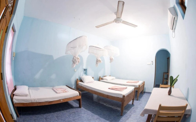 Rupa's Hotel Arugambay