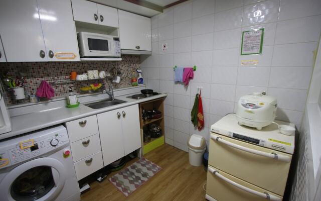 Dongdaemun wellbeing hostel