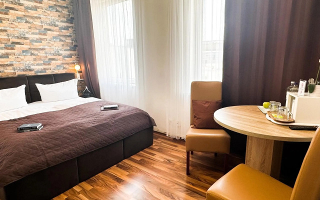 Hotel Condor