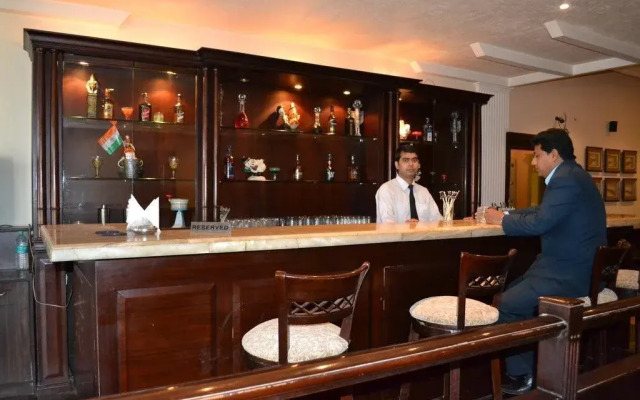 Hotel Ashish International