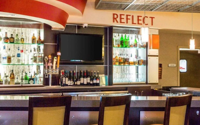 Cambria Suites Traverse City