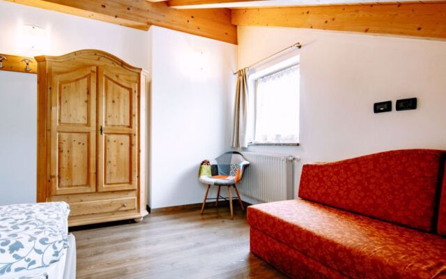 Delago-Stabler-Mansarda-Emma(PFS305)