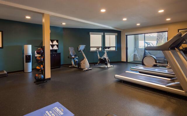 Best Western Plus Novato Oaks Inn