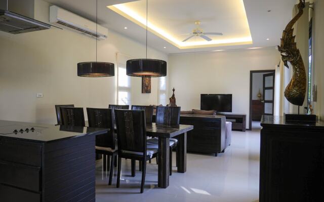 Vacation Pool Villa Naiharn Phuket