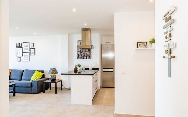 CP1-2 bedroom front line beach Cristo Playa RoomService