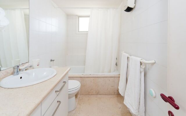 City Escape with Homey Vibes by Sea N Rent