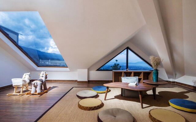 Meilixiangyue Dali Golf Family Hotel