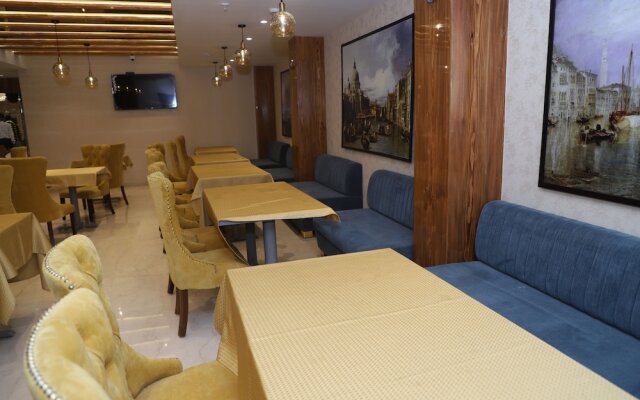 The Royal Class Hotel