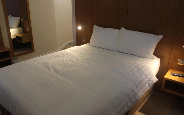 Corona Hotel Sheffield Meadowhall