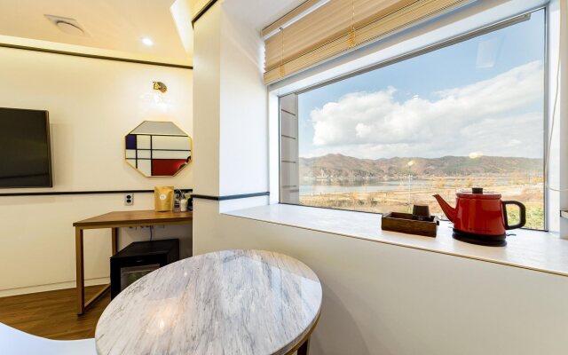 Plain Hotel