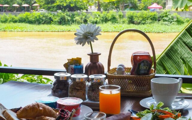 Maraya Hotel & Resort