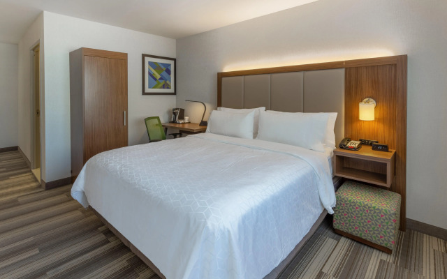 Holiday Inn Express Laguardia Airport by IHG
