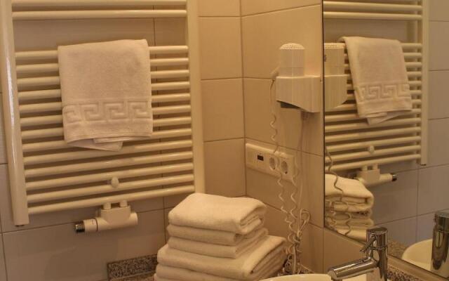 Bed Breakfast Hotel Ma Llerhof