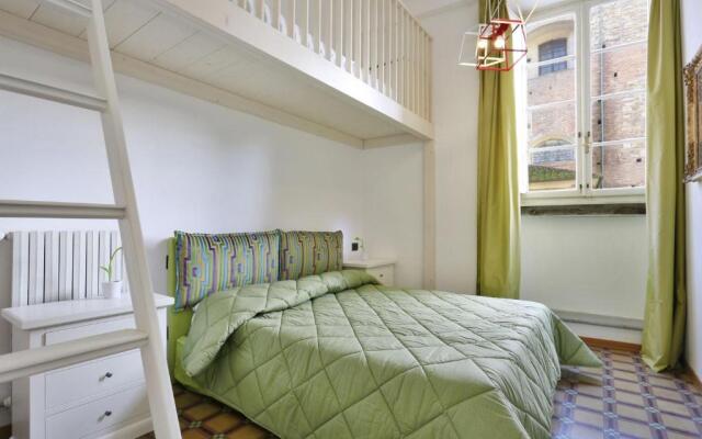 B&B Pergola House