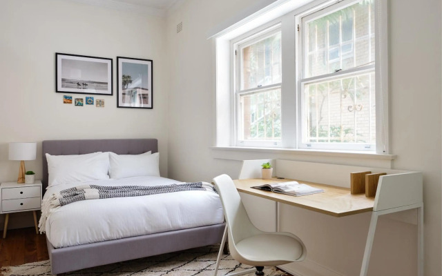 Edward Escape - Short Walk to Beach