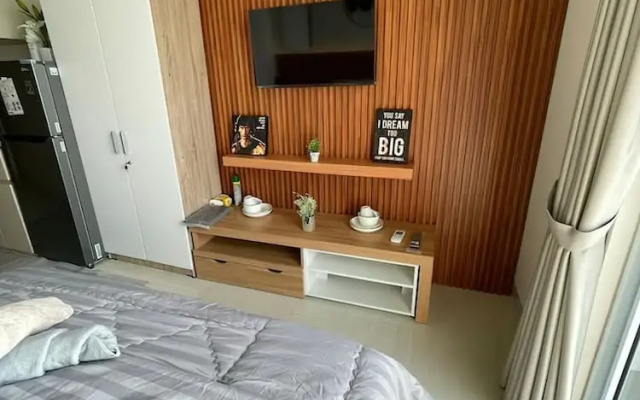 Sedayu City Suites - Free Gym Pool