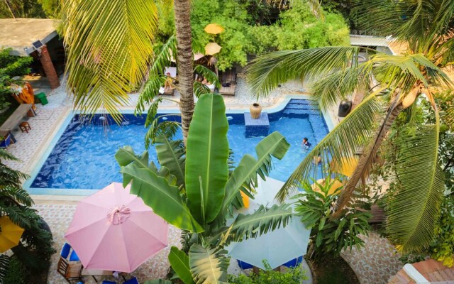 The Coconut House Villa