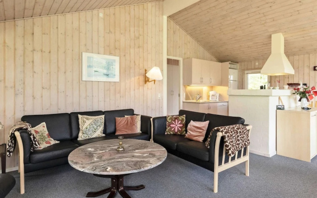 6 Person Holiday Home in Bindslev