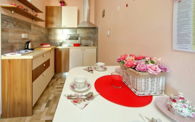 Mladen- Studio With Balcony - Sa-biby