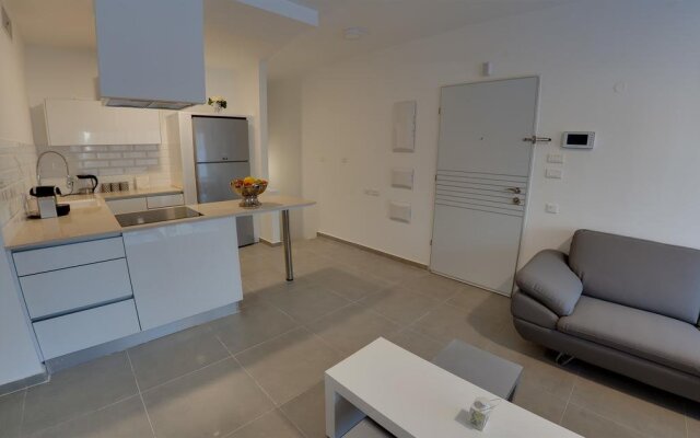 Royal Park Apt Resort by Sea N Rent