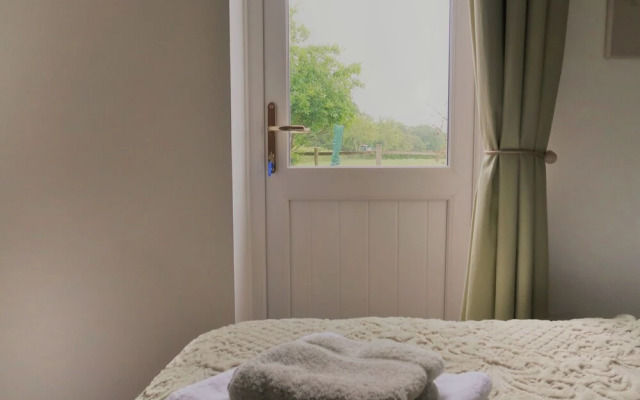 Woodhouse Woodmancote