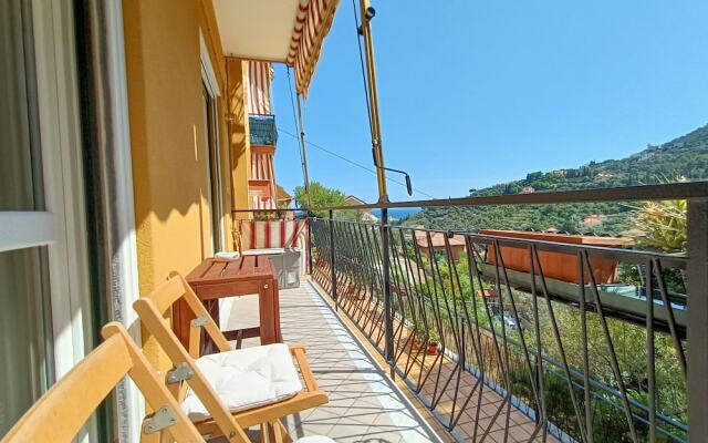 JOIVY Bright Flat W/2 Balconies & Sea View