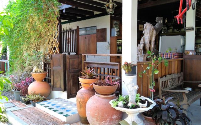 Ayutthaya Antique Homestay