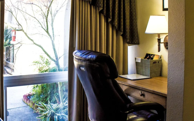 Los Gatos Garden Inn Hotel