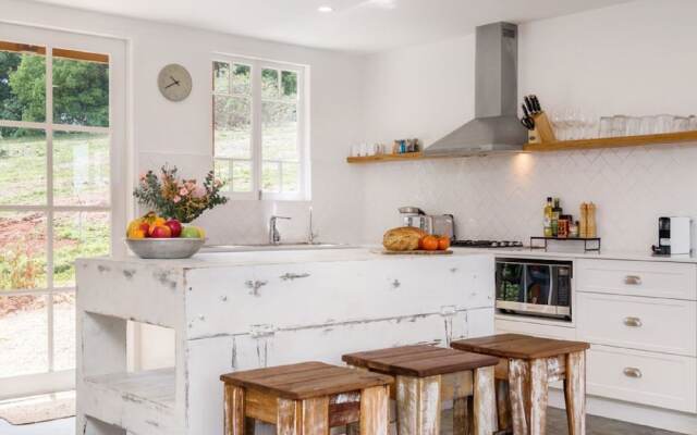 Your Luxury Escape-Ocean View Barn House