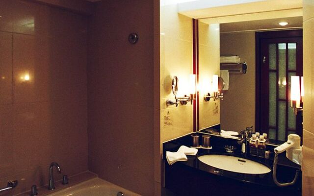 Glamor Hotel