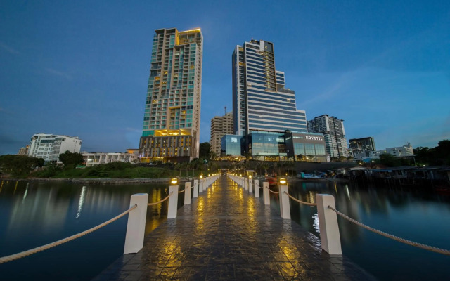 Novotel Marina Sriracha