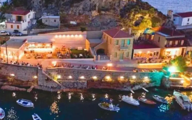 Κατοικία 80 τ.μ. δίπλα από την θάλασσα στην Ελιά.