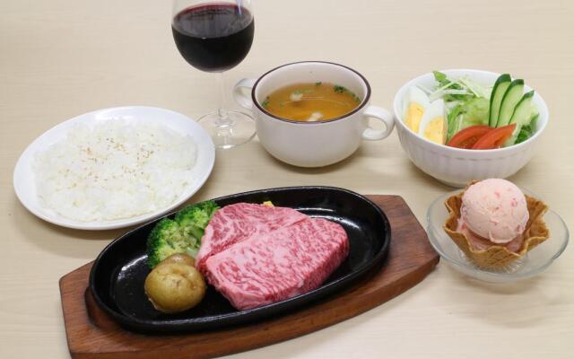 Hotel Folkloro Takahata