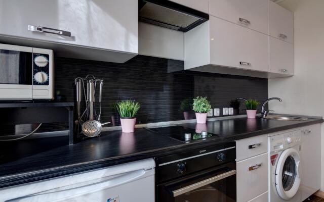 InnHome Apartments (ИннХоум) на улице Российская