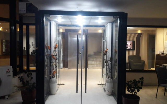 Athina City Hotel