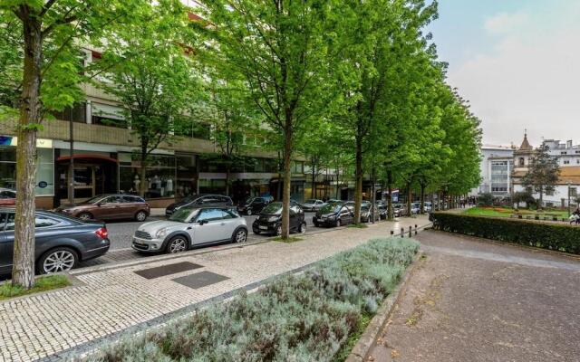 Feel Porto Stylish Flat II