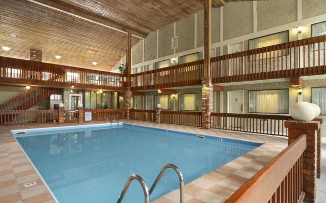 Days Inn by Wyndham Vernon