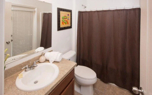 Robert's Cypress Pointe Vacation Home