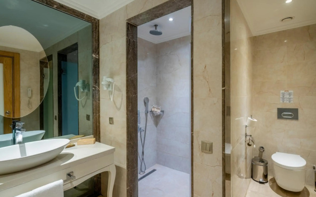 Bellis Deluxe Hotel