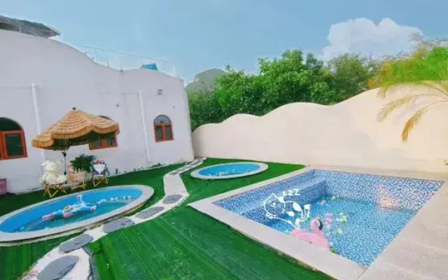 Tianjin hobbit cabin B & B (xijingyu store)